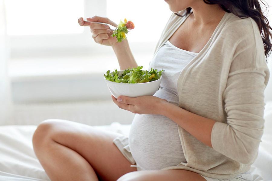 Gesteigerter Appetit ist typisch während der Schwangerschaft